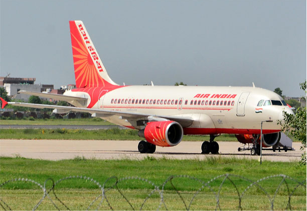 घरेलू उड़ानों में  वाई फाई सर्विस की सुविधा देने वाली पहली भारतीय एयरलाइन बनी एयर इंडिया