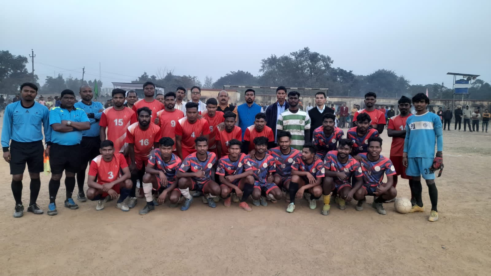 ऊपरबेड़ा में आयोजित फुटबॉल प्रतियोगिता में संजय स्पोर्टिंग रापचा बना विजेता 