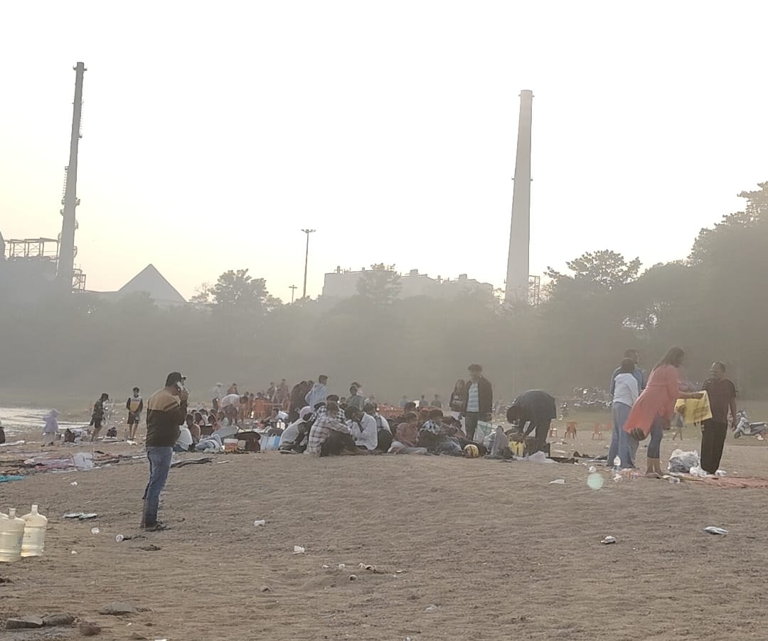 सिल्ली में नव वर्ष के पहले रविवार को पिकनिक मनाने पार्क व पर्यटन स्थल पर उमड़े लोग