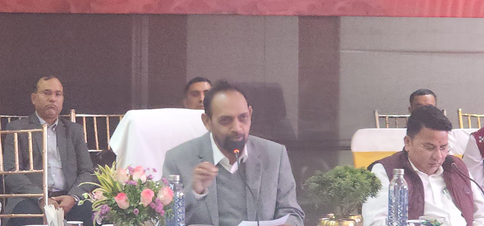 Jamshedpur: रेलवे के डिवीजन बैठक में सांसद ने कही बड़ी बात ! बारीगोड़ा – गोविंदपुर में ओवर ब्रिज के निर्माण में हो रहा है अनावश्यक विलंब