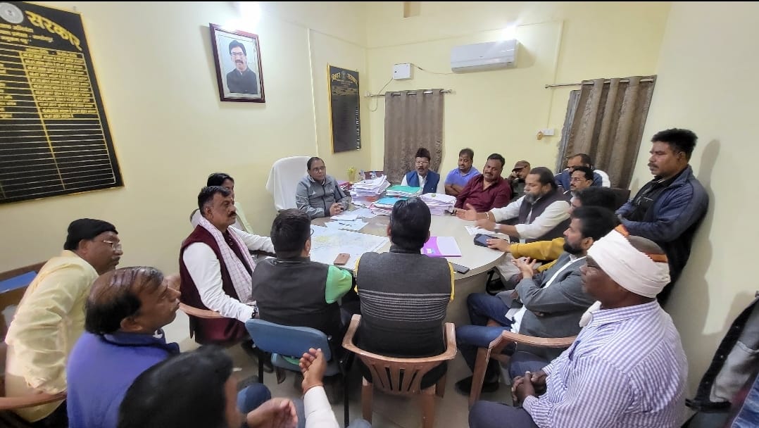 कार्यपालक अभियंता से मिला कांग्रेस पार्टी का प्रतिनिधिमंडल,सौंपा ज्ञापन