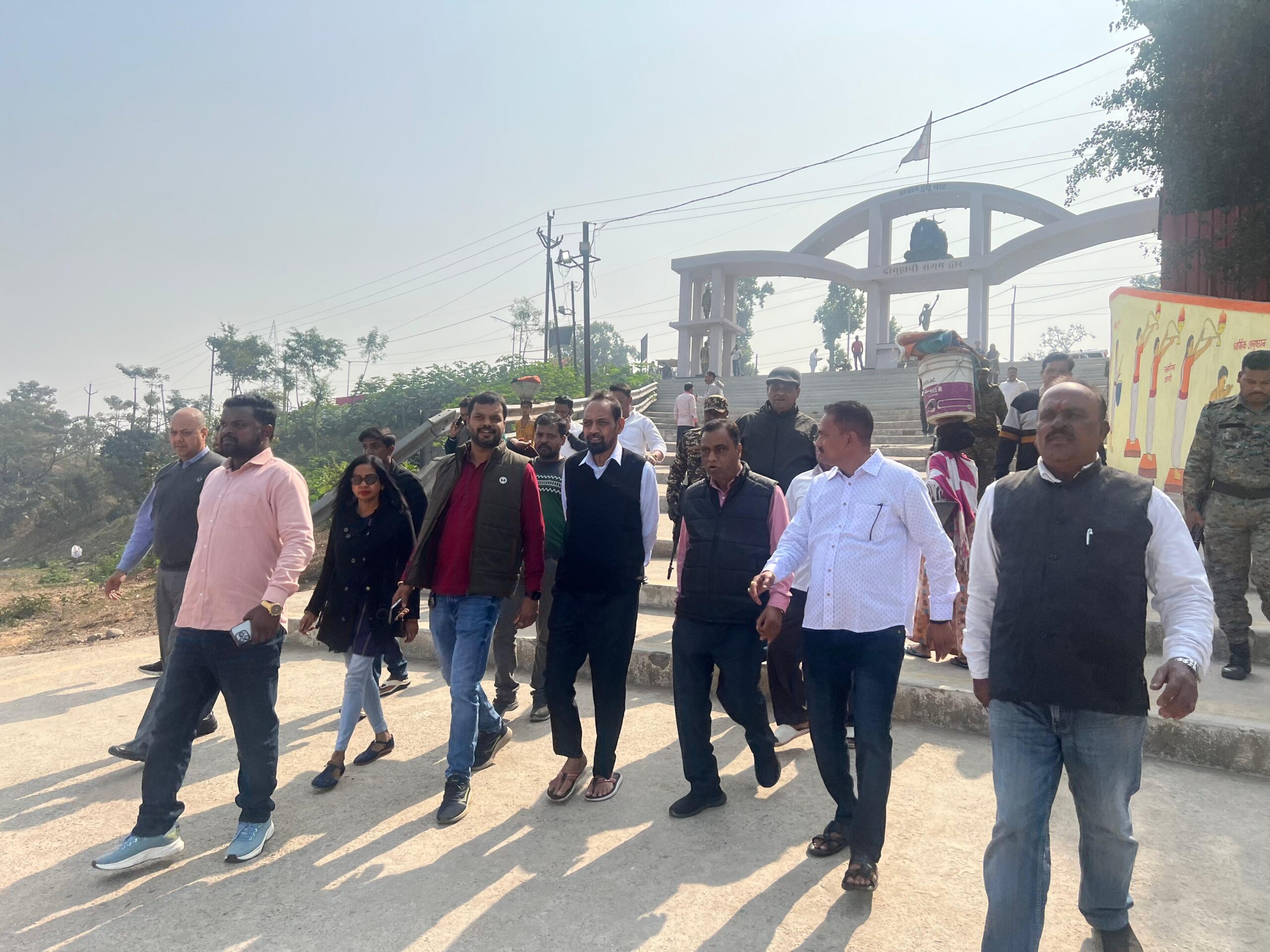 सांसद विद्युत वरण महतो ने टुसू व मकरसंक्रांति को लेकर सोनारी दोमुहानी नदी क्षेत्र का किया दौरा