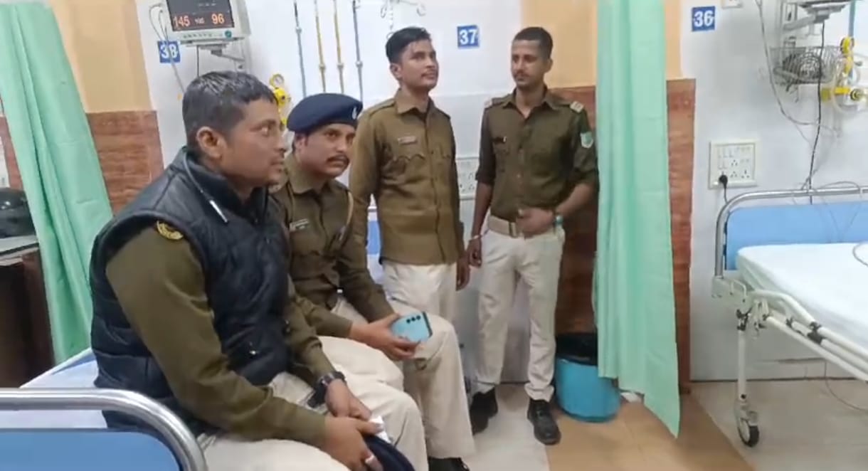 Jamshedpur: अतिक्रमण हटाने पहुंची जुस्को की टीम पर पथराव