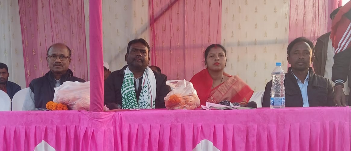 Gamharia: पीठा छांका टुसू मेला में सिंदूकोपा की टुसू प्रतिमा बनी विजेता