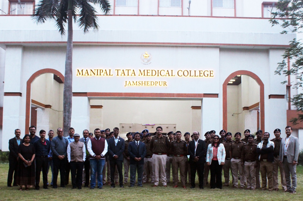 jamshedpur : मणिपाल टाटा मेडिकल कॉलेज में फॉरेंसिक मेडिसिन व टॉक्सिकोलॉजी विभाग ने व्यापक पुलिस प्रशिक्षण कार्यशाला का किया आयोजन