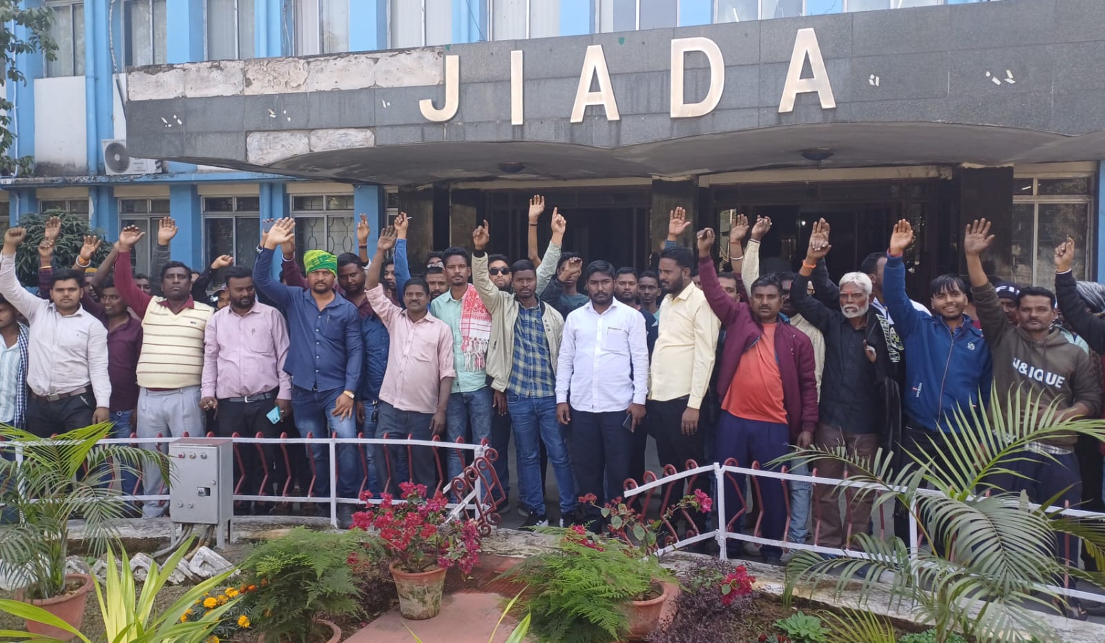 Adityapur: विरोध के कारण रुका जियाडा का अतिक्रमण हटाओ अभियान