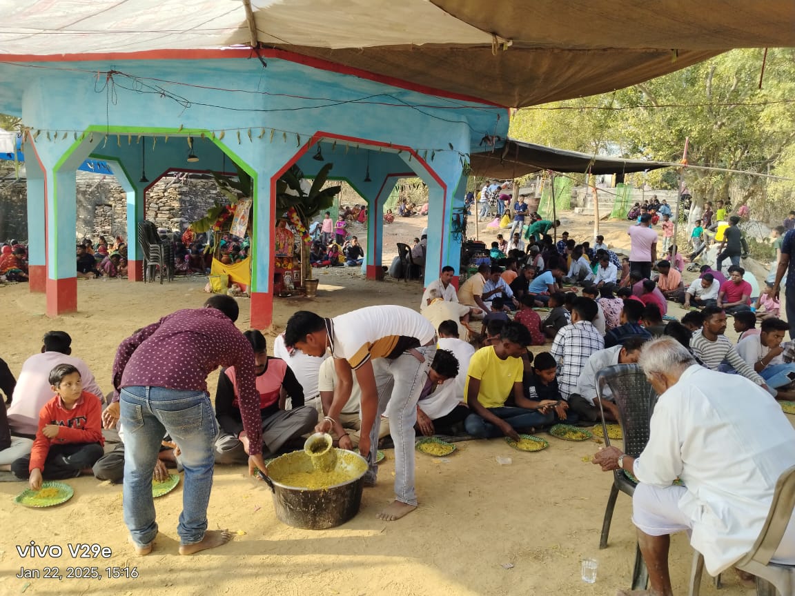 Bahragora: पंच रात्रि हरि नाम संकीर्तन, हजारों भक्तों की भीड़ में संपन्न हुआ ज्योति पहाड़ी मेला