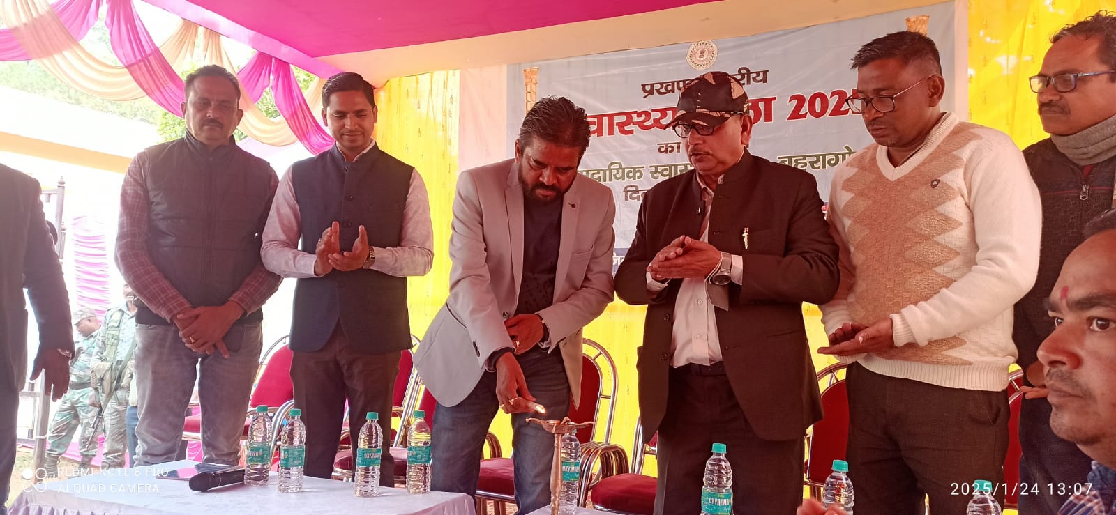 Baharagora : प्रखंड स्तरीय स्वास्थ्य मेला का विधायक ने किया विधिवत उद्घाटन