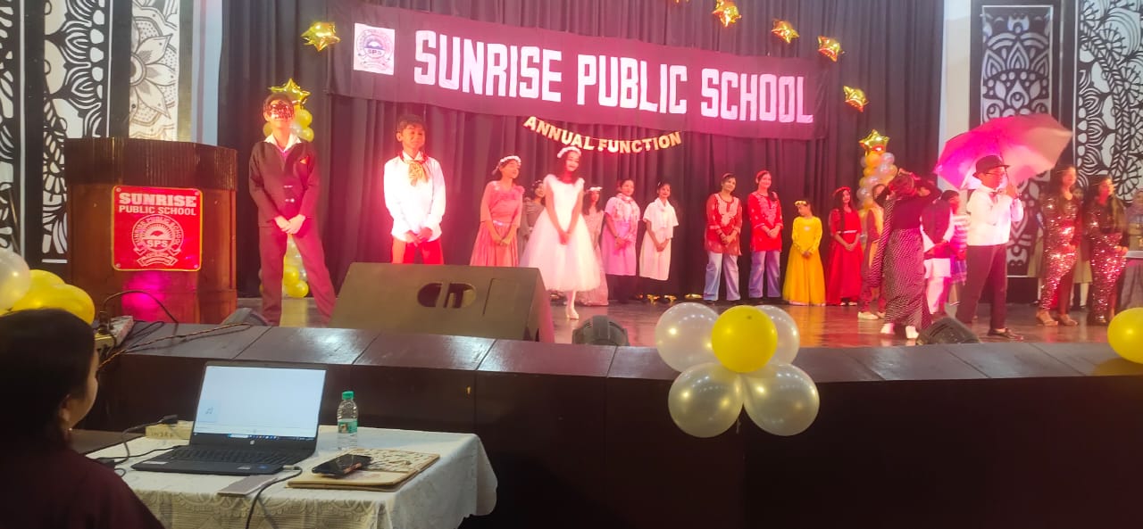 Jamshedpur: Sunrise Public School के एनुअल फेस्ट में बच्चों ने दिया शानदार परफॉरमेंस