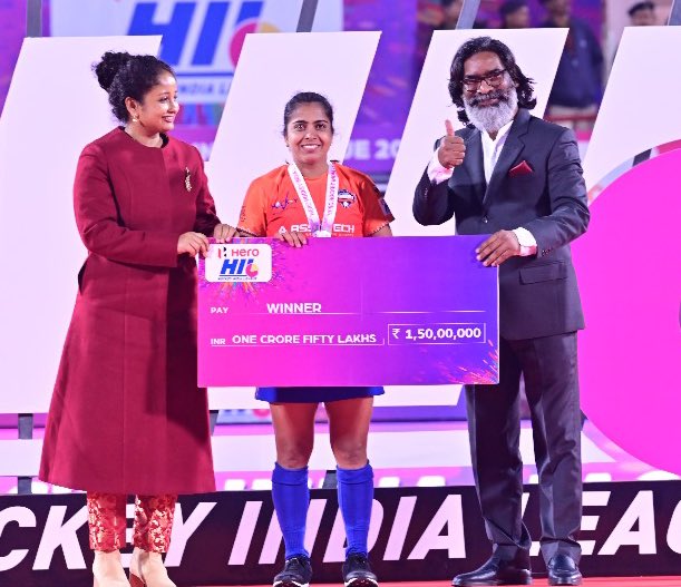 Women’s Hockey India League ओडिशा वॉरियर्स ने ने जीता ख़िताब, हेमंत ने पत्नी संग की शिरकत