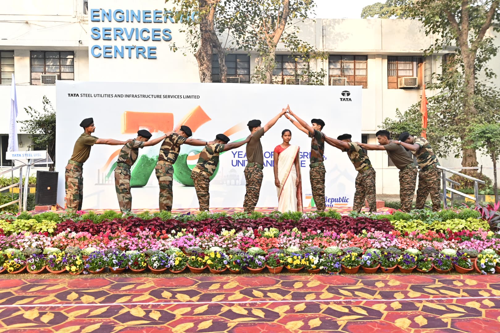 Jamshedpur: गणतंत्र दिवस पर Tata UISL ने भारतीय संस्कृति की विविधता का किया प्रदर्शन