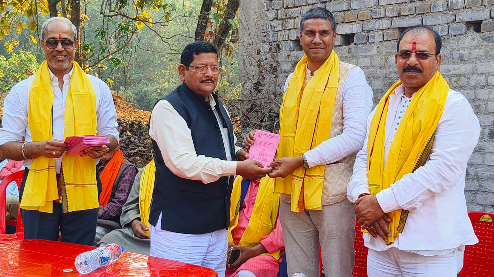 jadugoda : रंकणी मंदिर में ब्रह्मर्षि समाज का वन भोज सह परिवारिक मिलन समारोह आयोजित