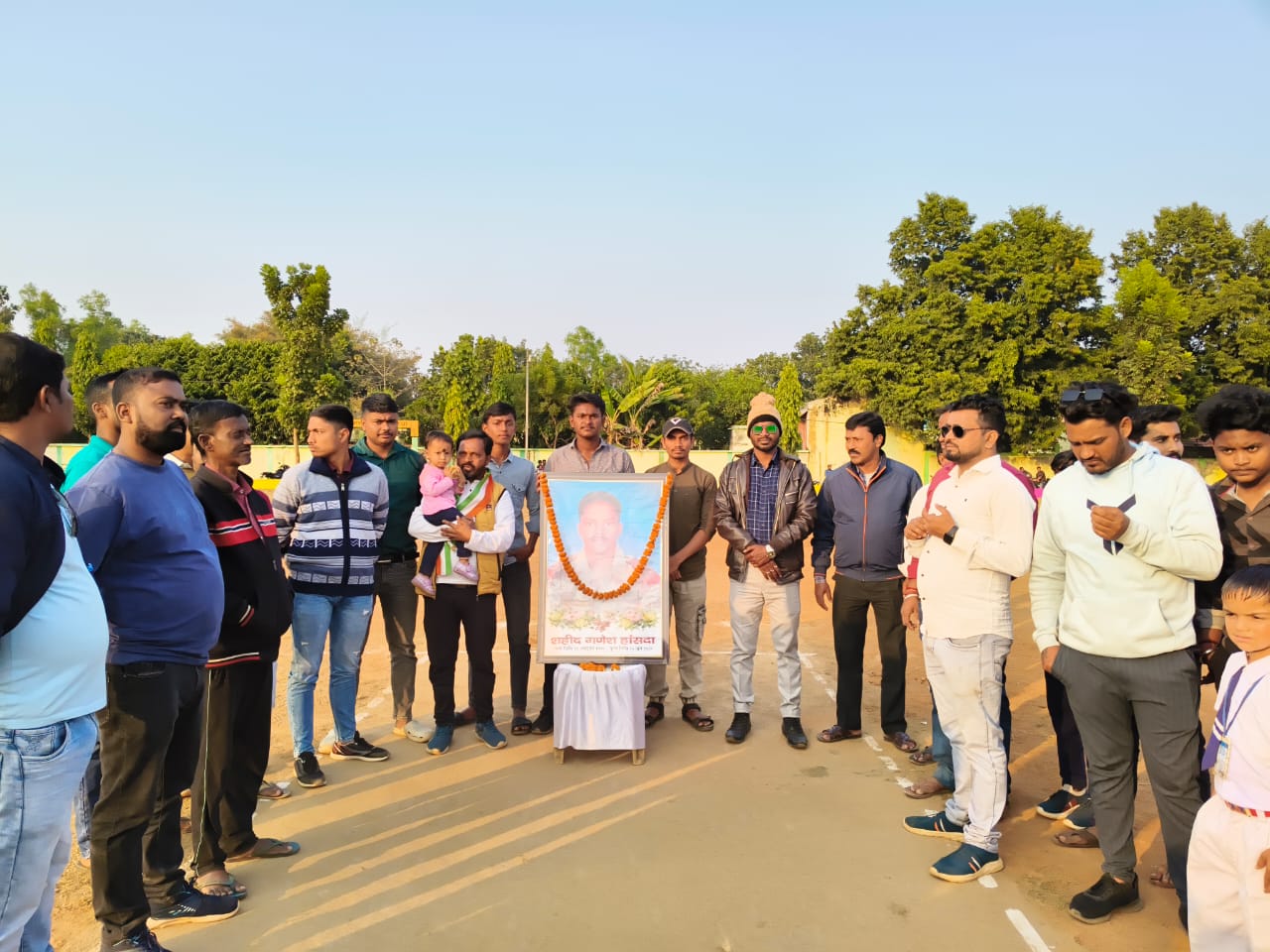 Baharagora : शहीद गणेश हांसदा क्रिकेट टूर्नामेंट में सीडीएम एलेवेन ने कटप्पा एकादश को किया पराजित