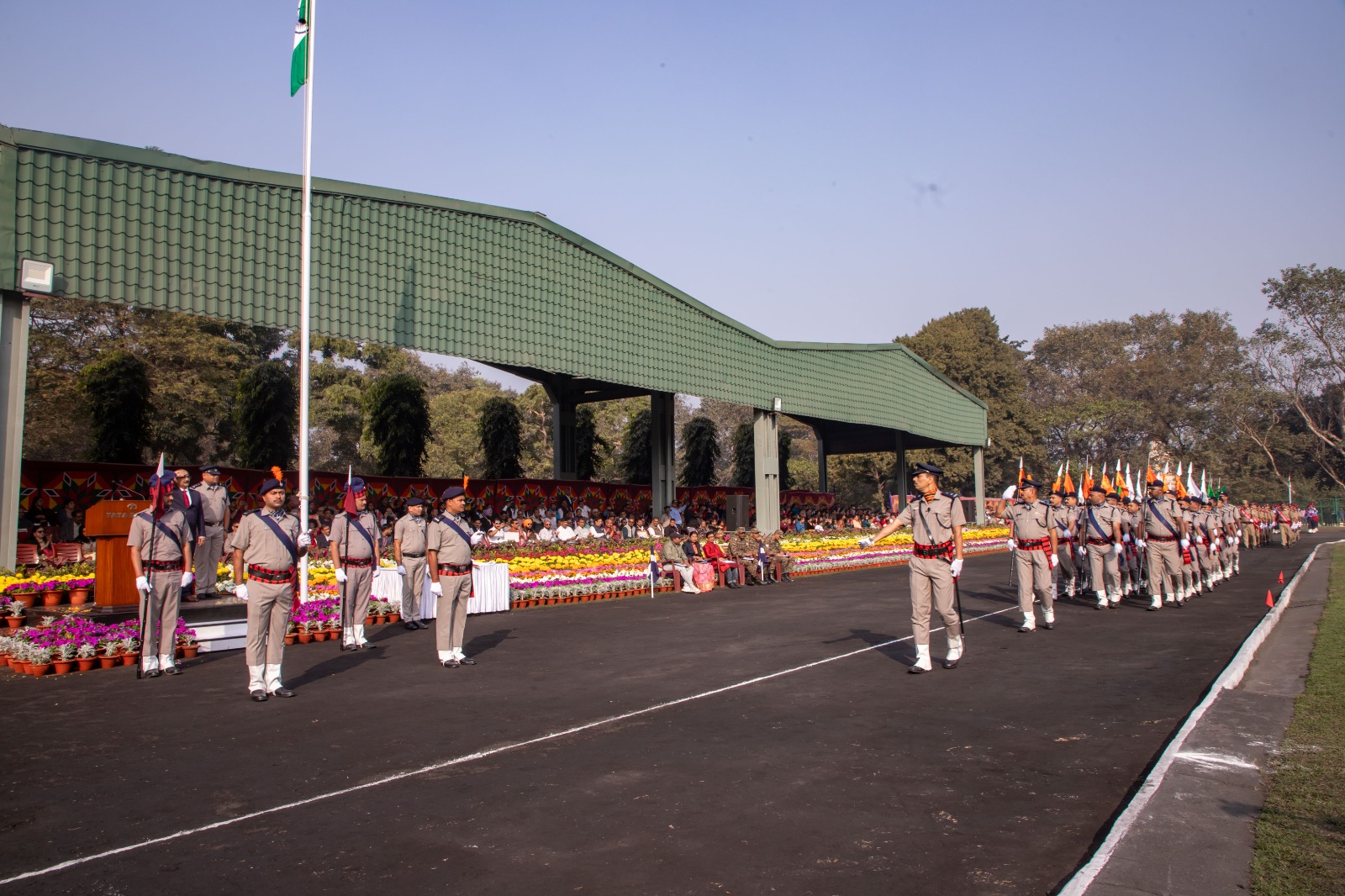 Jamshedpur: टेल्को स्टेडियम में टाटा मोटर्स ने मनाया 76वां गणतंत्र दिवस