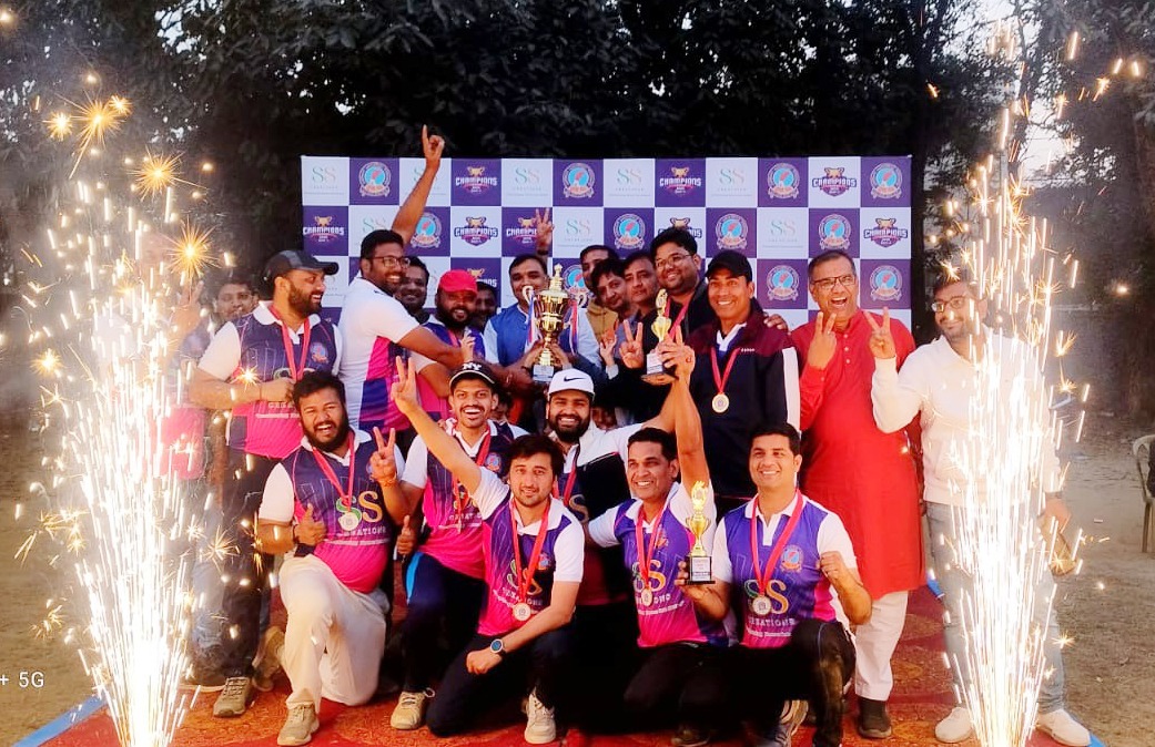 Jamshedpur: मारवाड़ी युवा मंच के क्रिकेट टूर्नामेंट की विजेता बनी सिंहभूम चेंबर की टीम