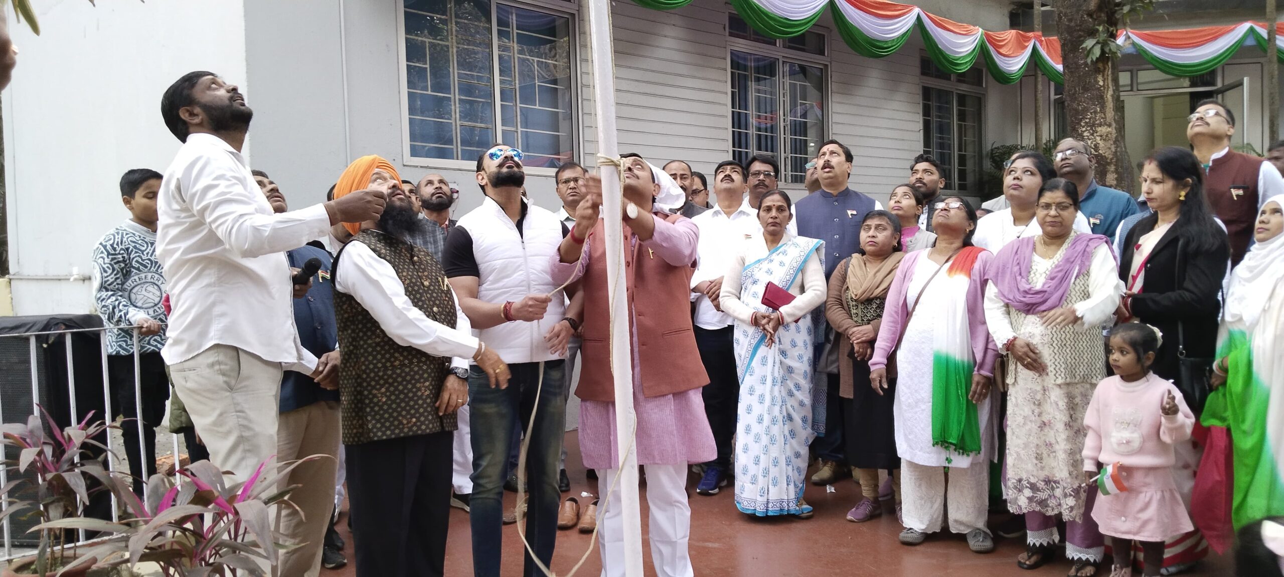 Jamshedpur: Tata Motors Workers Union में तिरंगे को सलामी और संविधान के प्रति आस्था का संकल्प