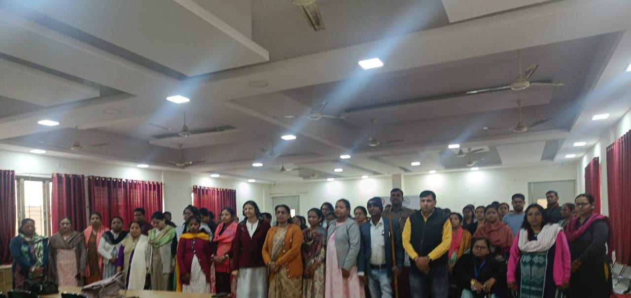 Jamshedpur: शहीद दिवस पर ग्रेजुएट कॉलेज में शहीदों की याद में रखा गया मौन