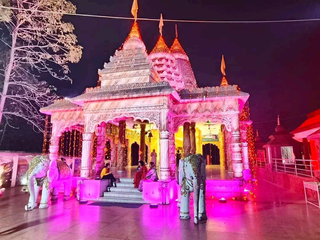 Jamshedpur: सूर्य मंदिर में श्रीराम मंदिर की पंचम वर्षगांठ पर संगीतमय कथा का होगा आयोजन