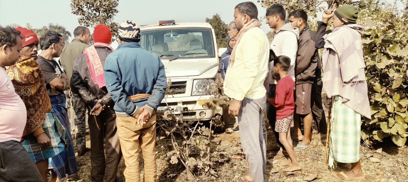 Deoghar : जंगल में अधेर ने लगाई फांसी, गुस्सा होकर निकला था घर से