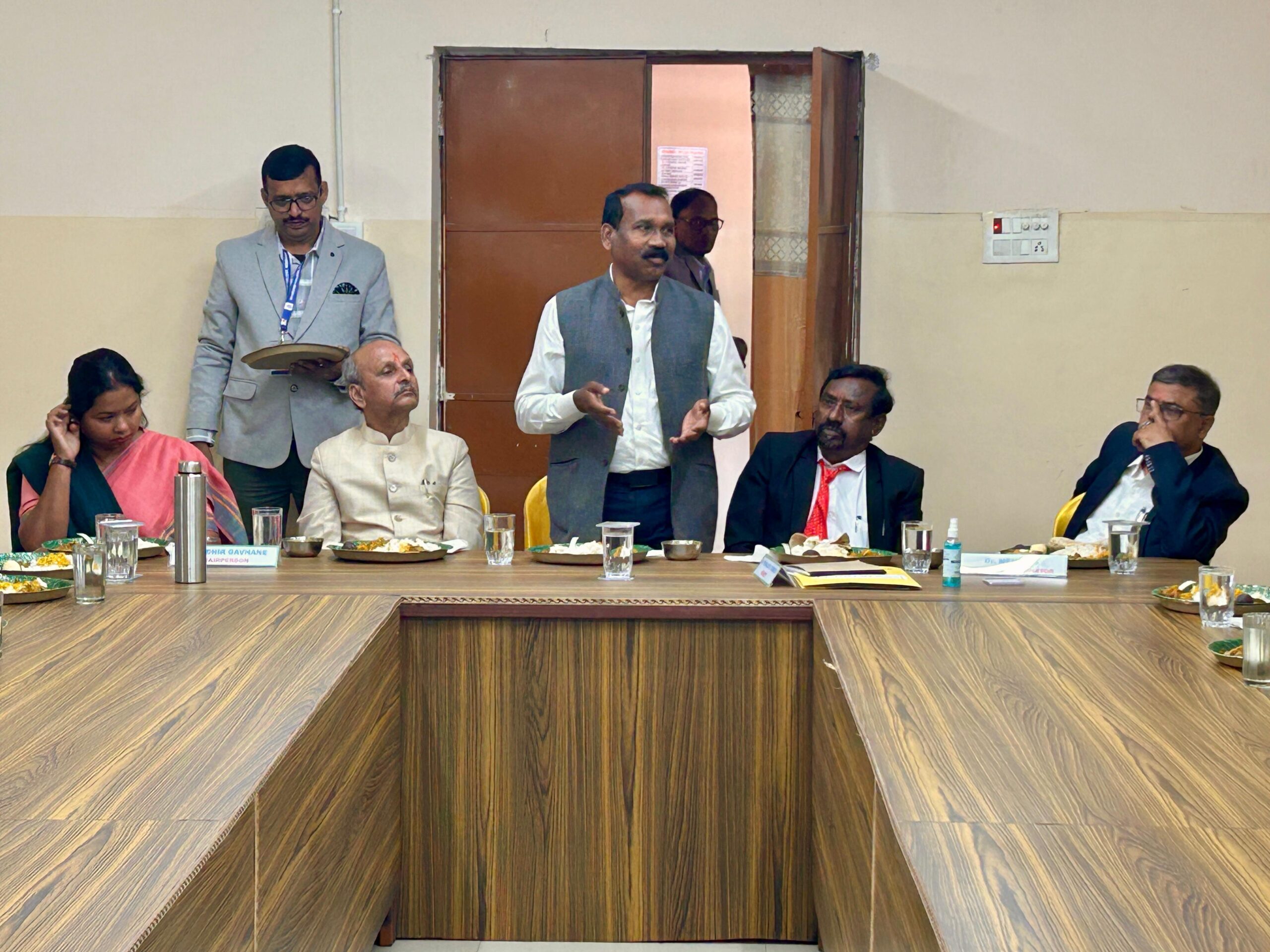 नैक की तीन सदस्यीय टीम ने नोवामुंडी कॉलेज का किया निरीक्षण