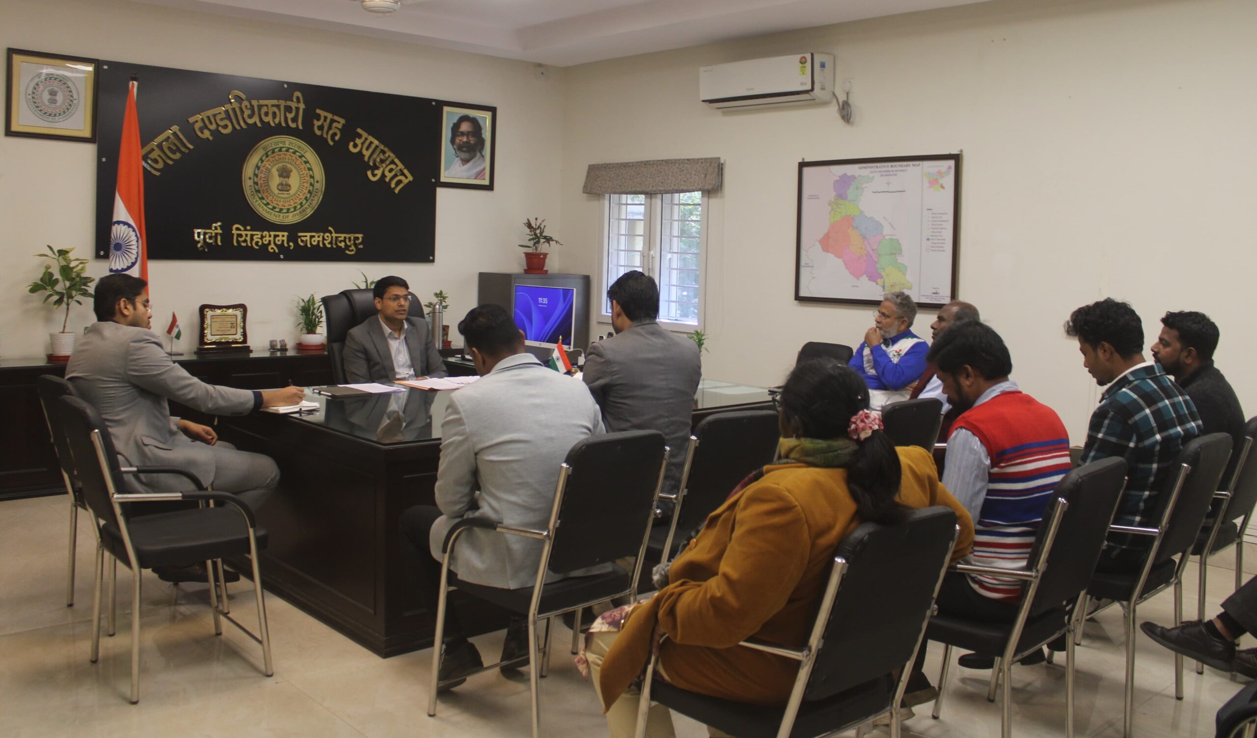 jamshedpur : उपायुक्त की अध्यक्षता में जिला खेल संचालन समिति की हुई बैठक