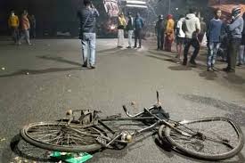 Bahragora: अज्ञात वाहन की टक्कर से साइकिल सवार की मौत