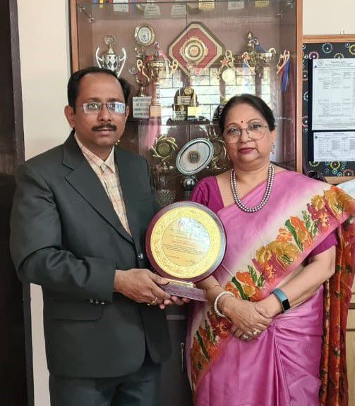 वैलीव्यू स्कूल के शिक्षक जे रमेश को USO से मिला राष्ट्रीय सम्मान