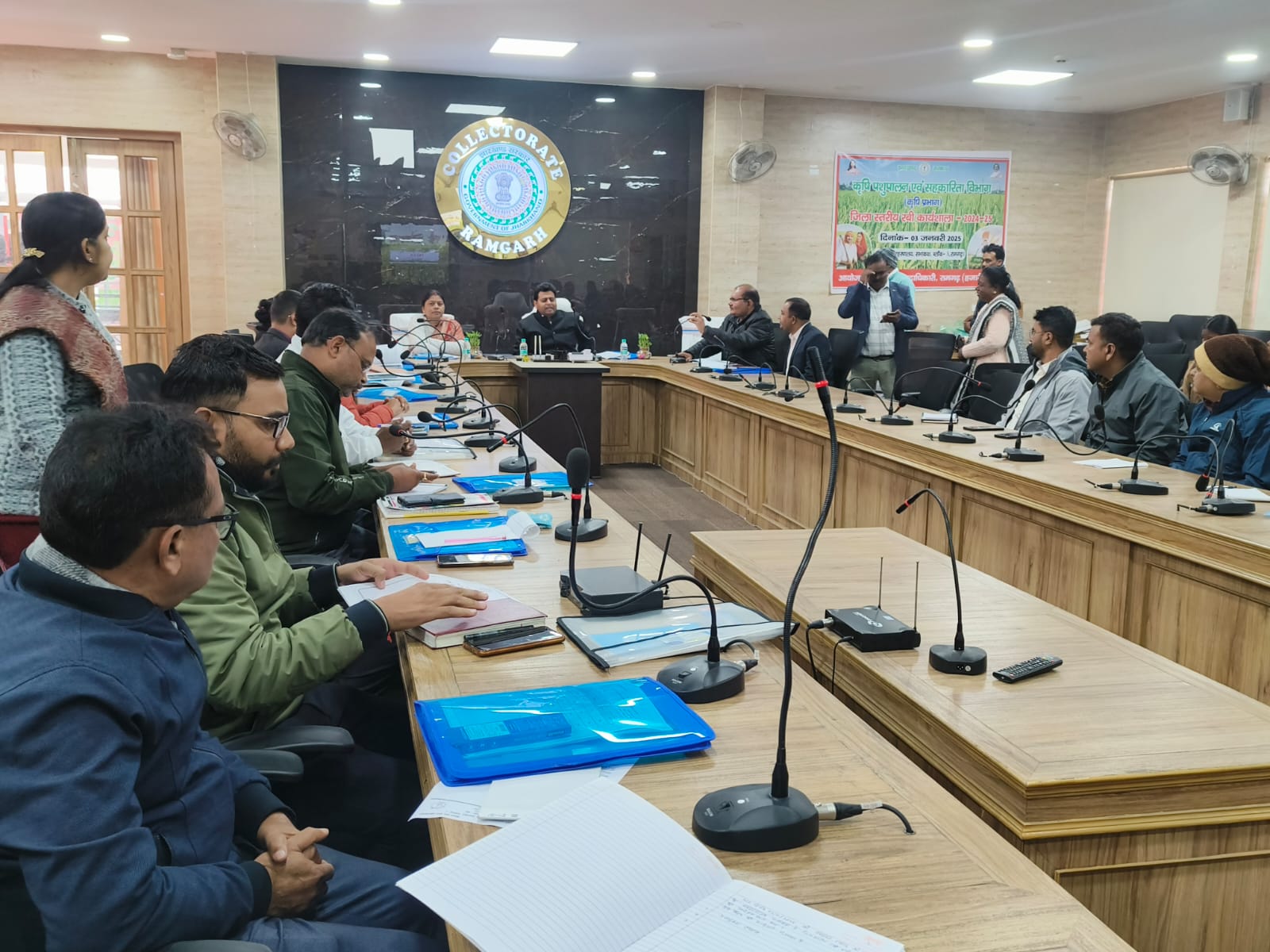 उपायुक्त की अध्यक्षता में जिला स्तरीय रबी कर्मशाला आयोजित