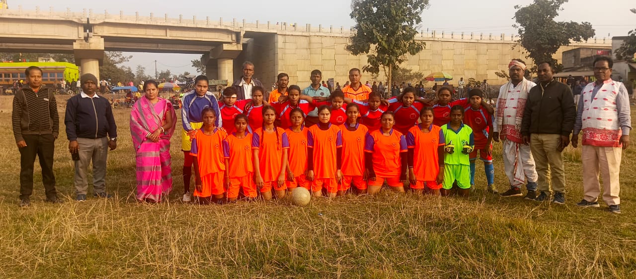 नीमडीह के सिरका में जयपाल सिंह मुंडा का 121 वां जयंती आयोजित