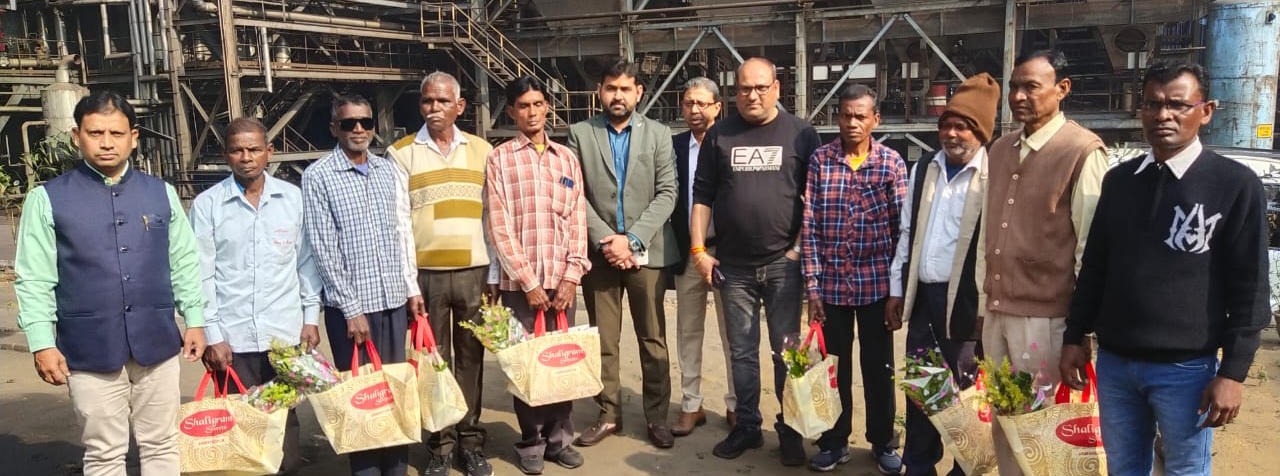 ओसीएल आयरन एंड स्टील के सात सेवानिवृत्त कर्मचारियों को दी गई विदाई