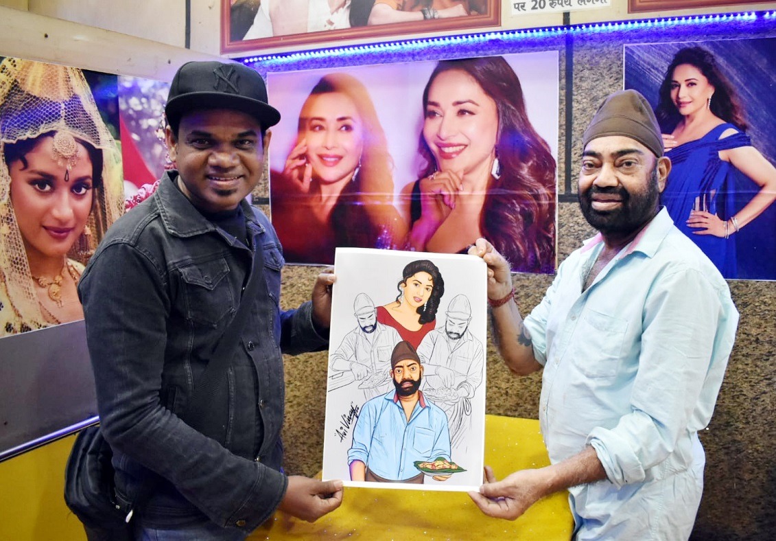 लाइव ड्राइंग कलाकार ने पप्पू सरदार को दिया अनोखा नववर्ष उपहार