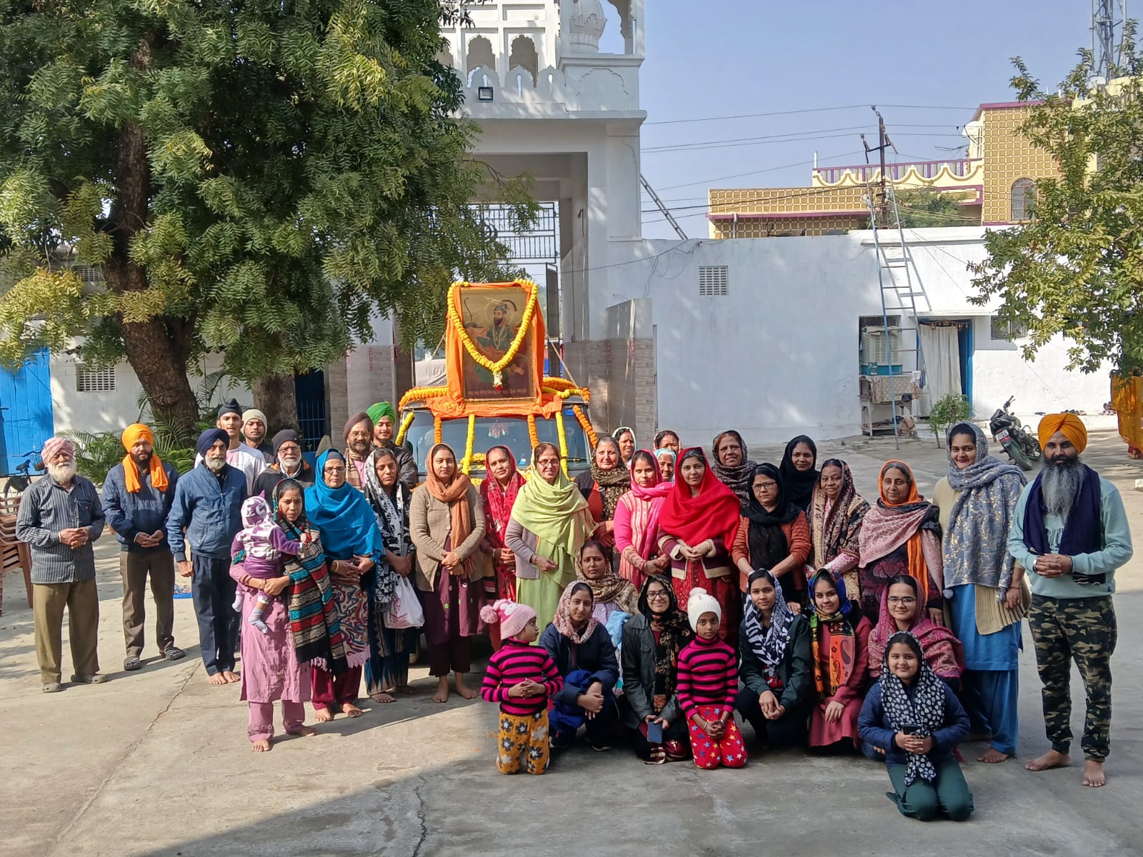 चाईबासा में प्रकाश पर्व को लेकर निकाली गई प्रभात फेरी