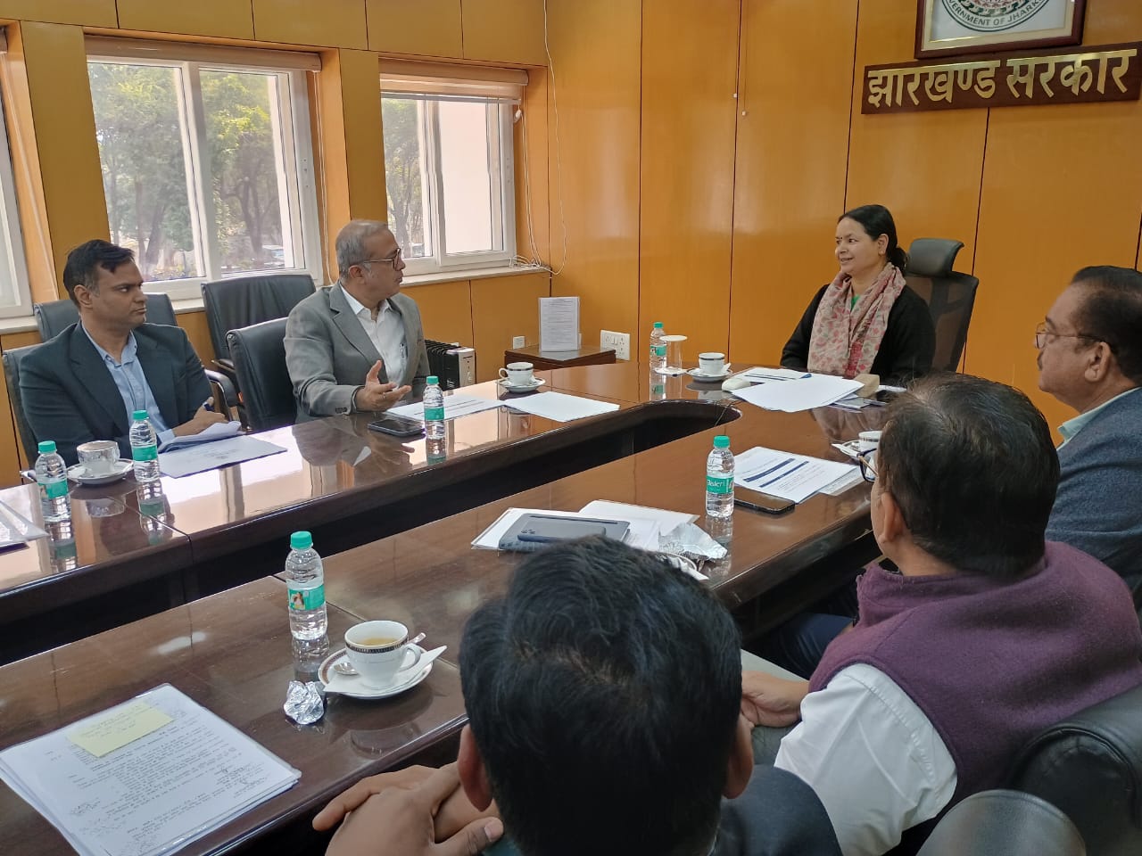 Jharkhand: केंद्र से आवंटित राशि का सही समय पर करें उपयोग – मुख्य सचिव का सख्त रुख, भेजा इतने करोड़ का प्रस्ताव