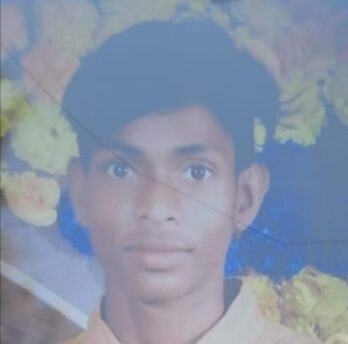 बीरबांंस रेलवे ट्रैक पर मिला युवक शव, ड्यूटी करने निकला था घर से