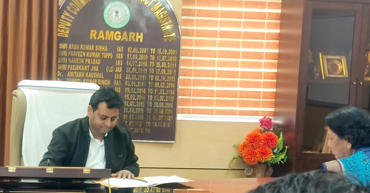 अवैध रूप से संचालित अल्ट्रासाउंड केंद्रों को सील करने का डीसी ने दिया निर्देश