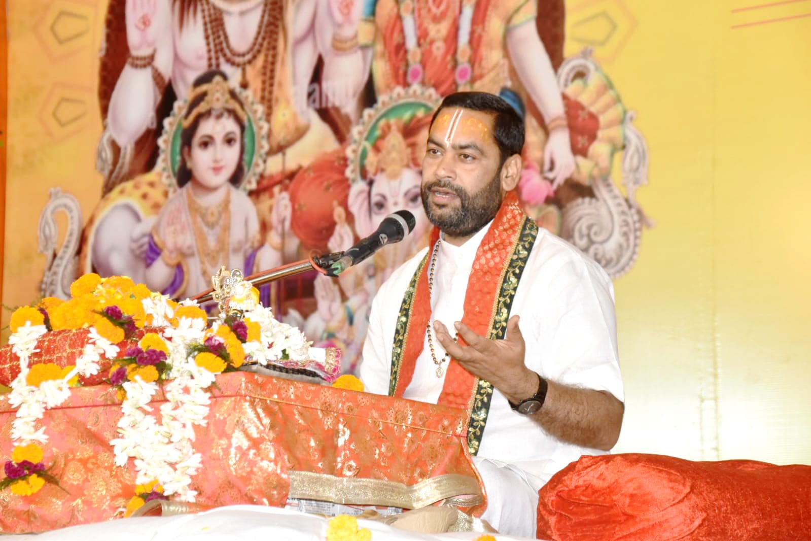 Jamshedpur: संगीतमय श्रीराम कथा के तीसरे दिन आचार्य राजेंद्र ने सुनाई श्रीराम के जन्म की कहानी, भक्त हुए भावविभोर