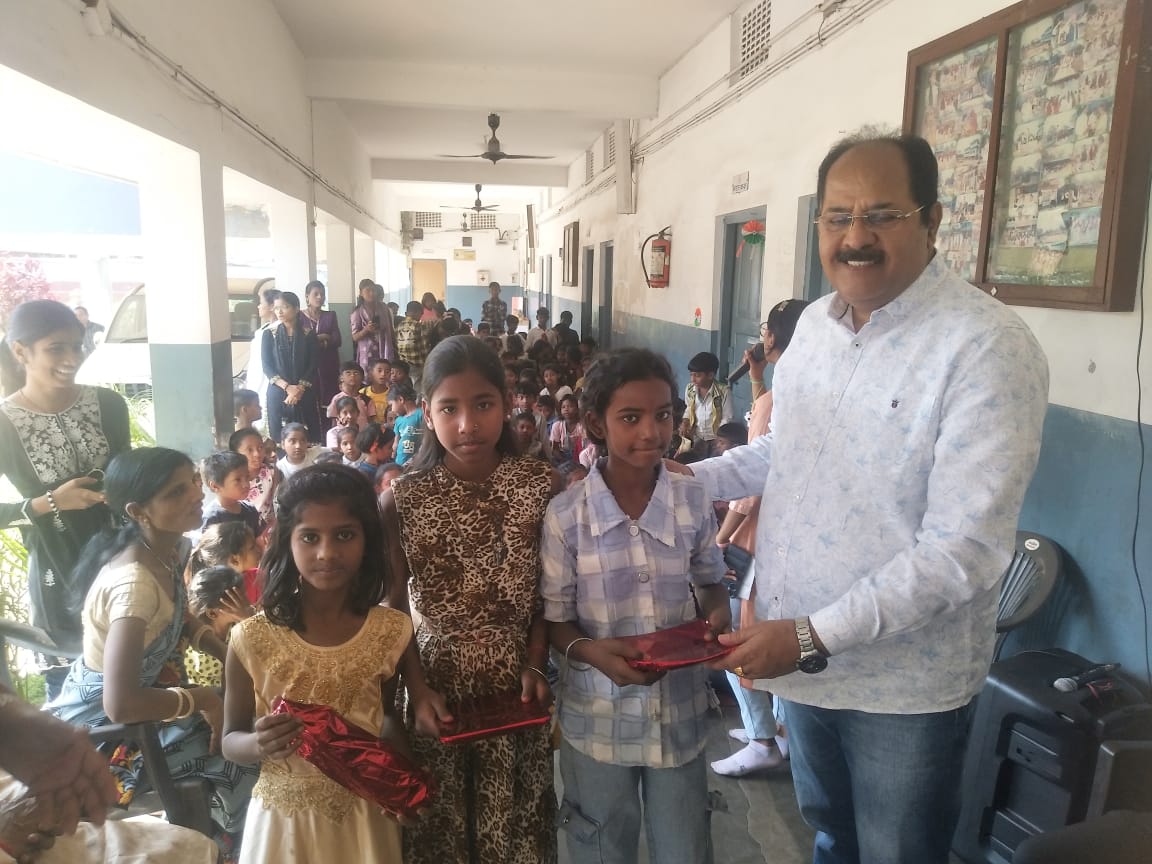 Jamshedpur : सेवा भारती के संस्कार सह स्वावलंबन केंद्रों का वार्षिकोत्सव सम्पन्न