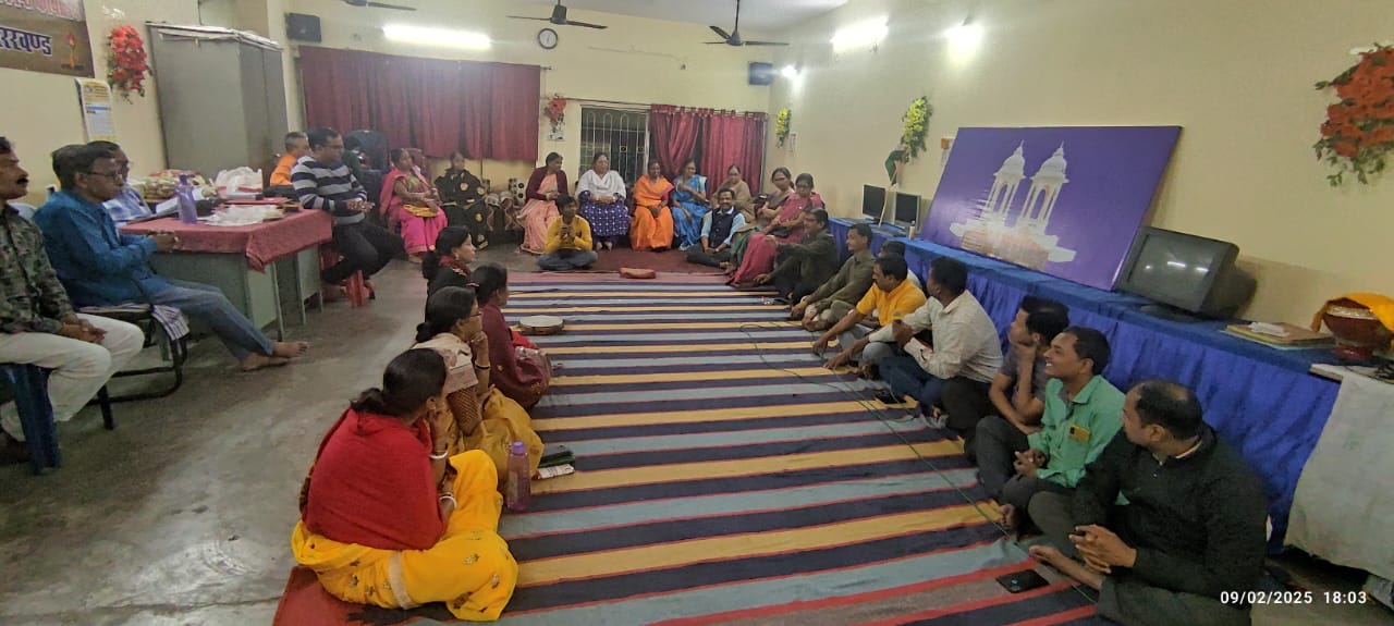 Jamshedpur: नवयुग दल एवं प्रज्ञा महिला मंडल का बैठक संपन्न