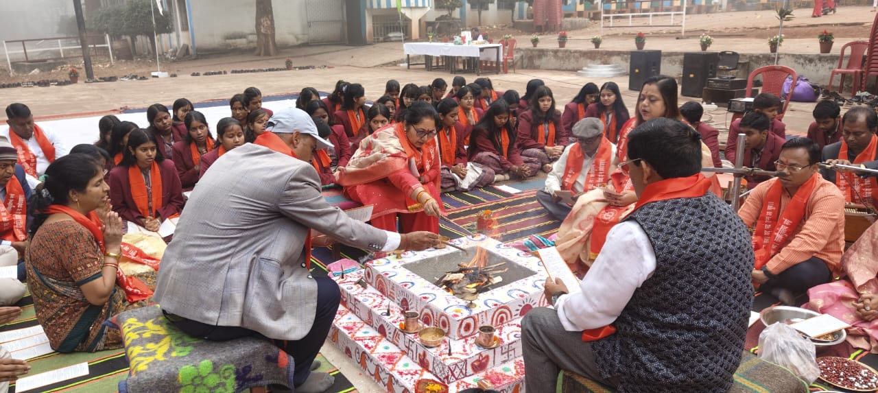 West Singhbhum: Tata DAV में आशीर्वचन और विदाई समारोह, क्या रहा खास?