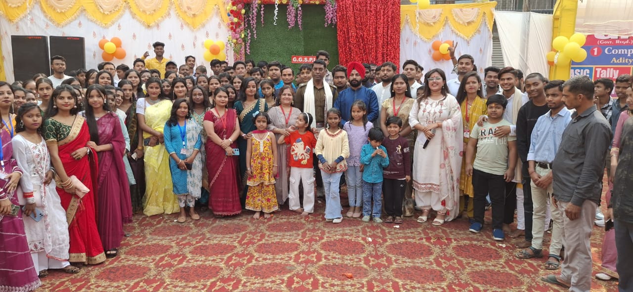 Adityapur: GGSPI में धूमधाम से मनी वसंत पंचमी, विद्यार्थियों ने मां सरस्वती से लिया आशीर्वाद