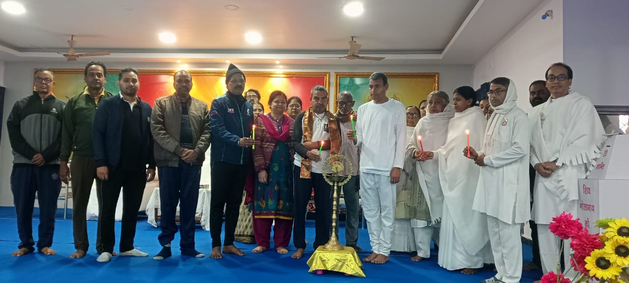 Jamshedpur: यूनिवर्सल पीस पैलेस में निशुल्क योग कक्षाएं, हर दिन सुबह 6 बजे से