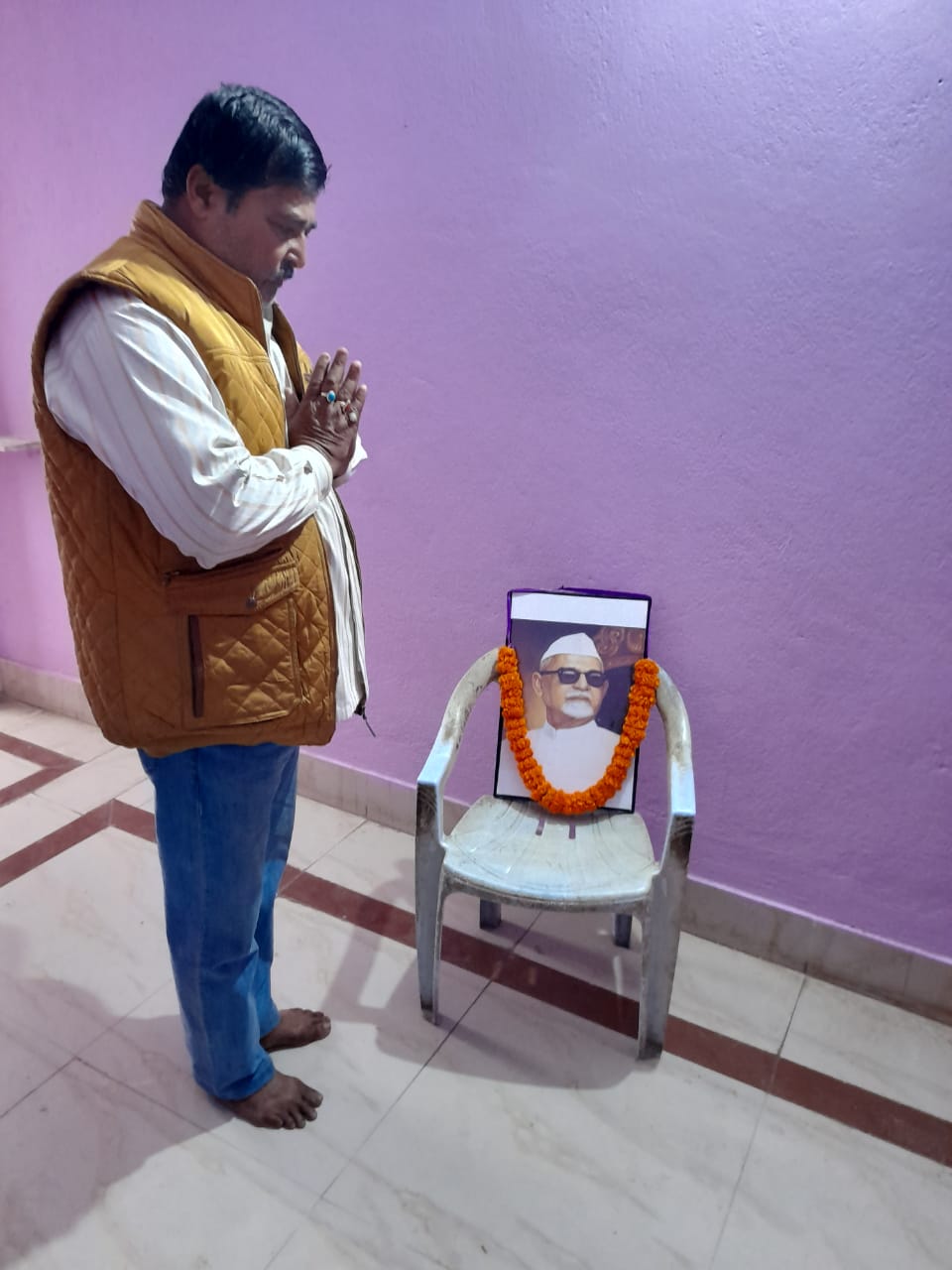 Deoghar : पूर्व राष्ट्रपति डॉ. जाकिर हुसैन को उनकी जयंती पर किया गया याद