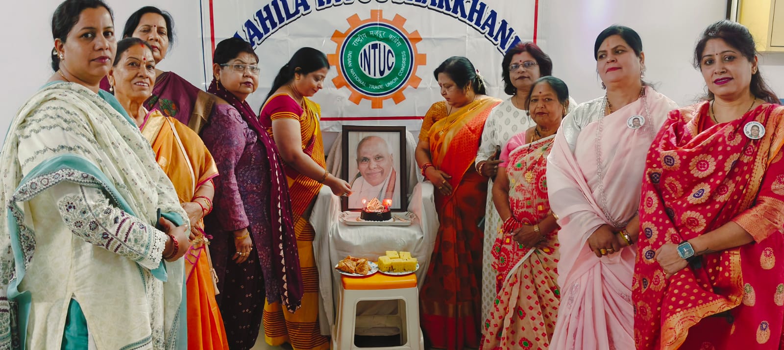 Jamshedpur : अंतर्राष्ट्रीय महिला दिवस को लेकर झारखंड इंटक महिला आईएनटीयूसी ने बैठक आयोजित की