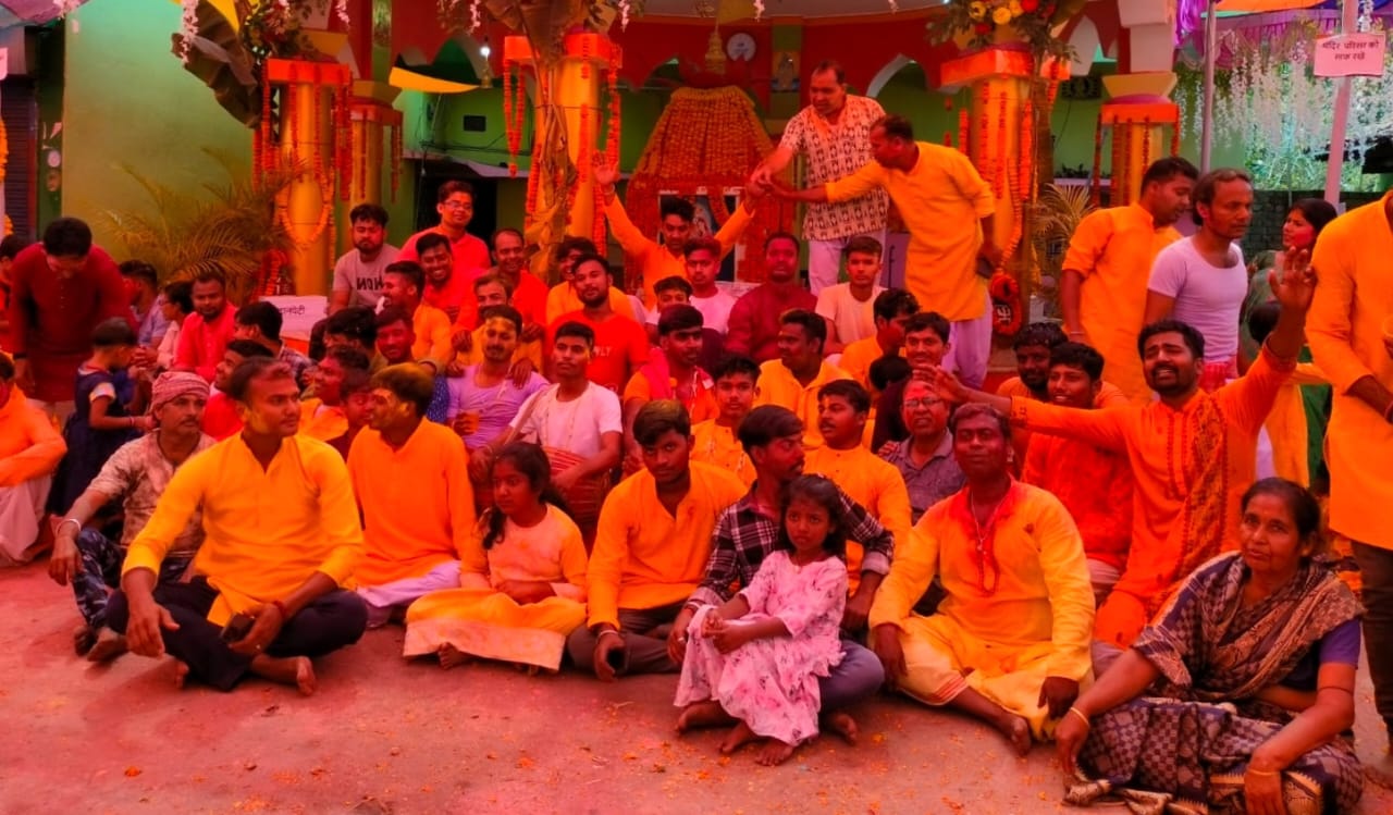 Gamhariya : चामारू के नेग्टासाय में धूलट व नगर भ्रमण कर हुआ अखंड हरिकीर्तन का समापन