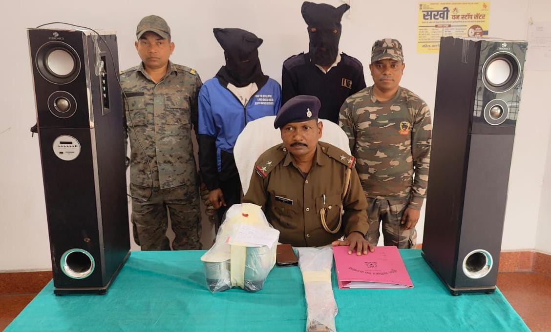 Adityapur: आरआईटी पुलिस ने घरों से चोरी करने वाले गिरोह के दो सदस्यों को किया गिरफ्तार