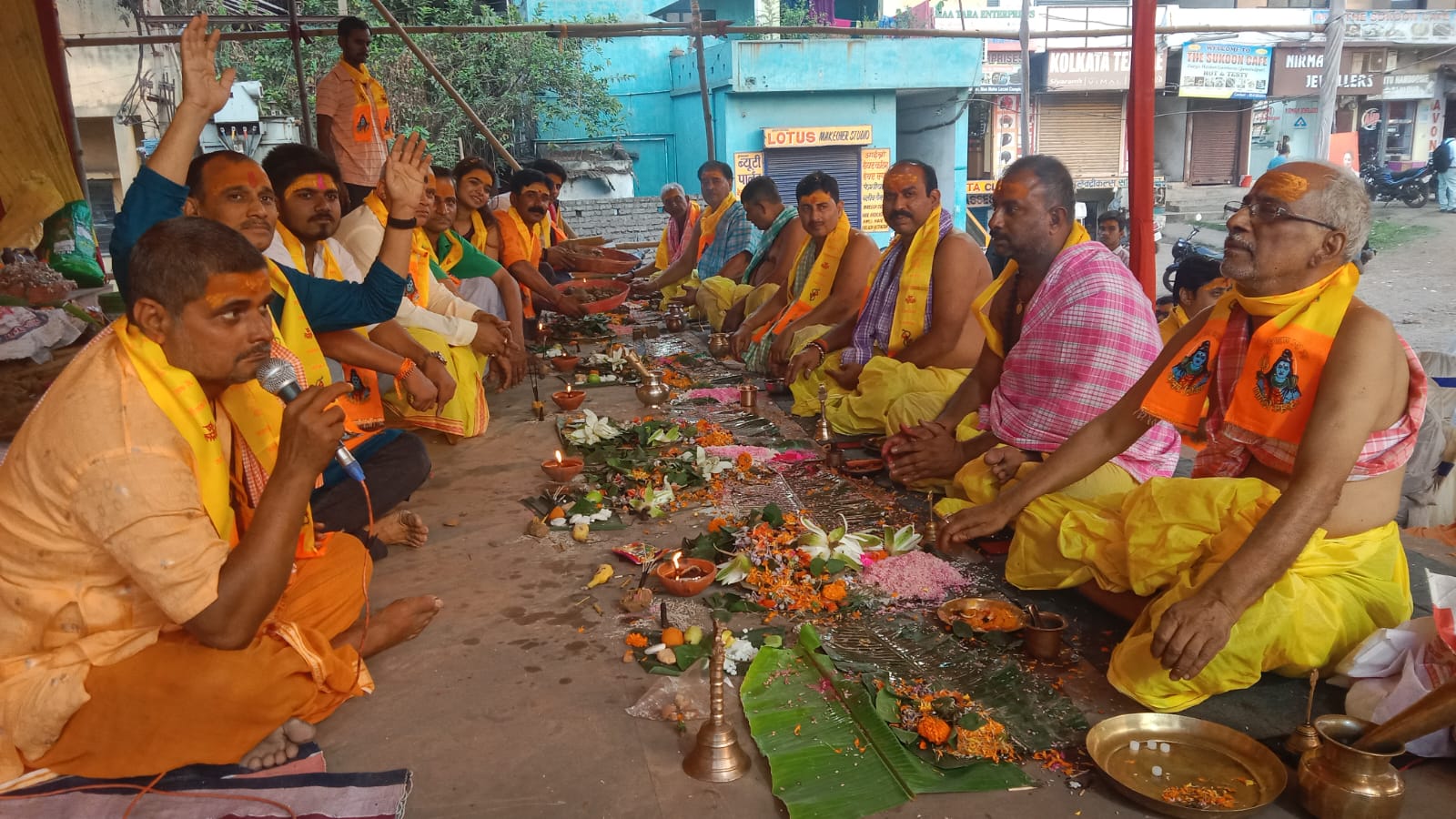 Gamharia: मिथिला विकास मंच ने किया सवा लाख पार्थिव शिवलिंग की पूजा