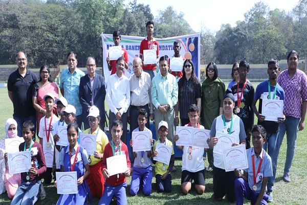 Jamshedpur : वार्षिक खेलकूद प्रतियोगिता में दिव्यांग बच्चों ने अपने हुनर का मनवाया लोहा