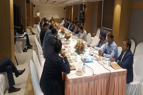 Adityapur : MSME की अधिकार प्राप्त समिति की बैठक में शामिल हुए एसिया के प्रतिनिधि