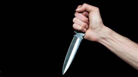 Jamshedpur: रंगदारी नहीं देने पर अपराधियों ने उस्तरा से किया हमला, रौशन को एमजीएम में कराया गया भर्ती