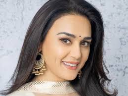 Preity Zinta Scandal: एक्ट्रेस पर कांग्रेस का आरोप, 18 करोड़ के ऋण माफी के बदले सोशल मीडिया अकाउंट भाजपा को सौंपने का दावा